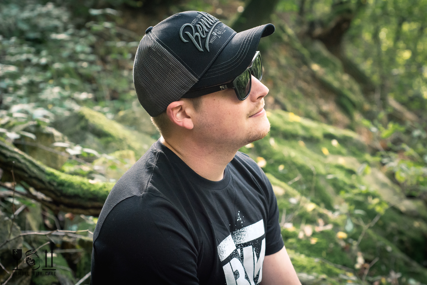 BEMBEL-WITH-CARE Sonnenbrille mit Mütze und Shirt, Bembel Apfelwein, Cider